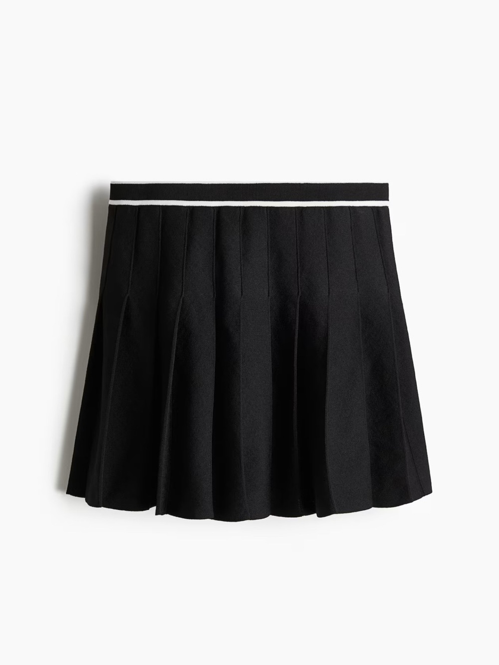 H&M Black Pleated Mini Skirt with White Waist Trim